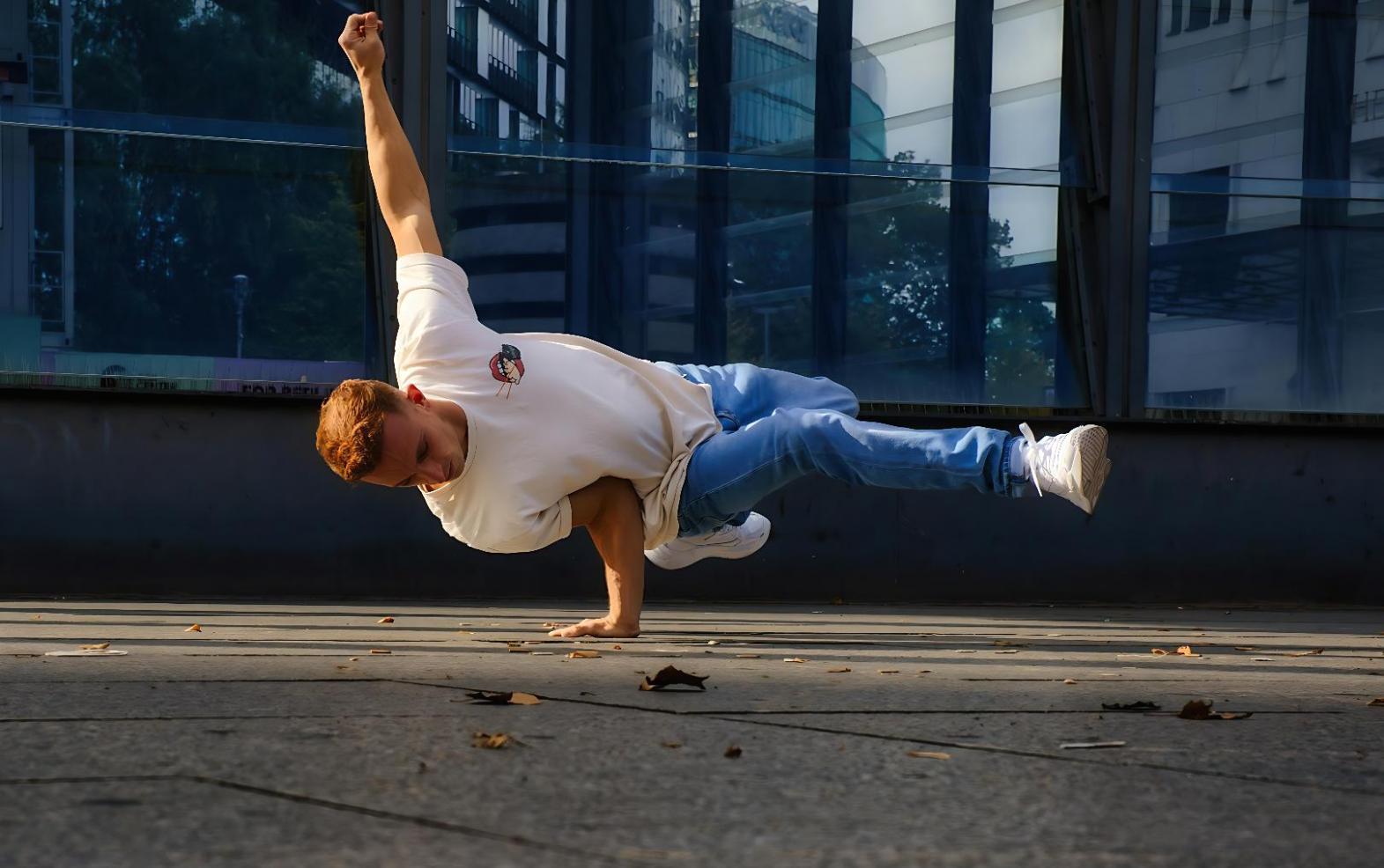 Studenti durante una sessione pratica di coreografia