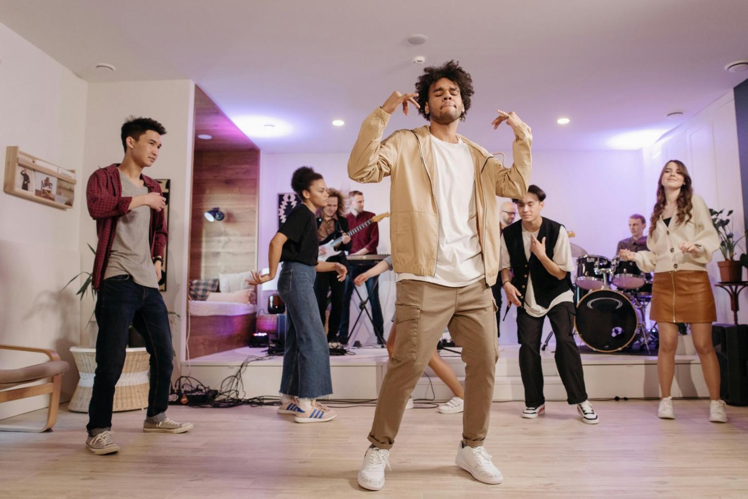 Studio di danza uvianerexo a Gardone Riviera